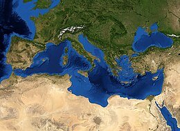 Rimettere il Mediterraneo al centro