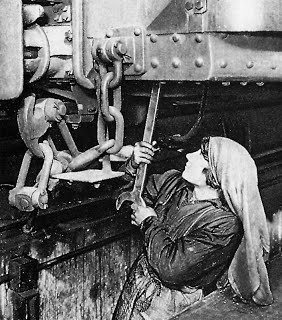 Lavorare sempre di più per guadagnare sempre di meno è da stupidi, tanto più che l'alternativa ci sarebbe