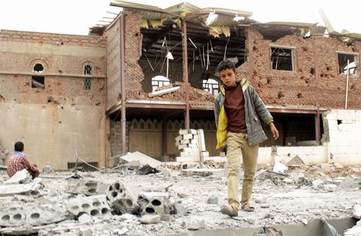 Lo Yemen, un paese da sei mesi sotto i bombardamenti ed il boicottaggio mediatico (un genocidio che non fa notizia)