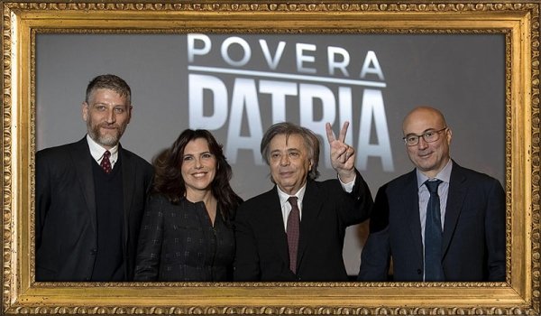 Viva Povera Patria!