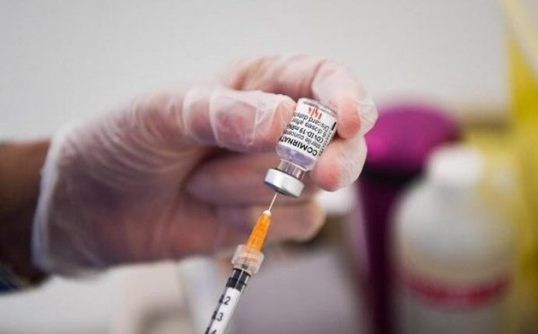 Sono i vaccini a produrre le varianti più pericolose