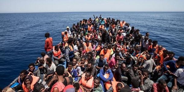 Immigrazione: rovesciamo la narrazione dominante