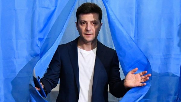 Perché in Ucraina ha vinto il comico Zelensky