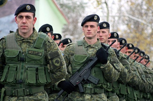 Quella mossa degli Stati Uniti  che incendia Serbia e Kosovo