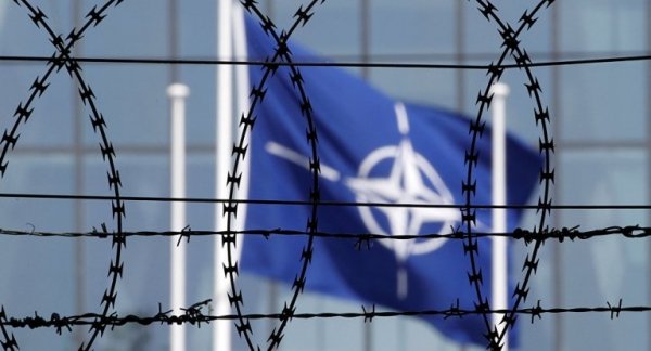 La NATO sta sta attraversando la “linea rossa”