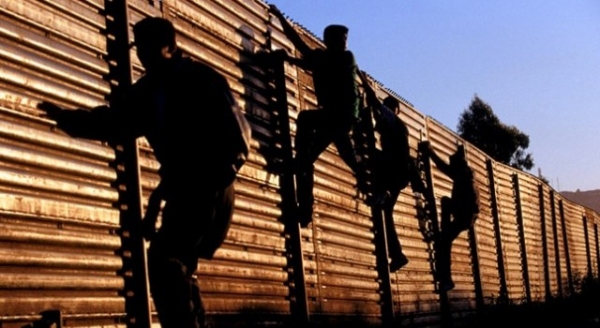 Messico, dietro il Muro bipartisan
