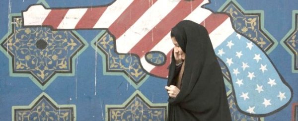 Dovremmo forse prendere sul serio la politica USA contro l’Iran?