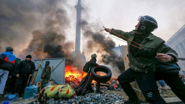 Il colpo di Stato a Kiev. La manina di Biden incendiò la guerra