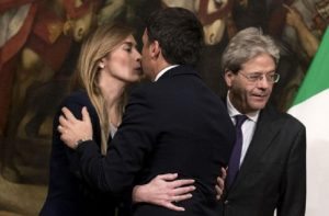 Cosa vogliono dalla zarina Boschi (i miliardi, il potere)