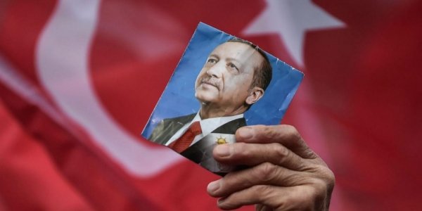 L’Occidente non è assolutamente in grado di dare lezioni alla Turchia su democrazia e diritti umani