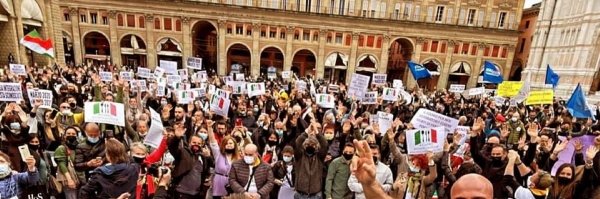 Dalla parte dei lavoratori in piazza