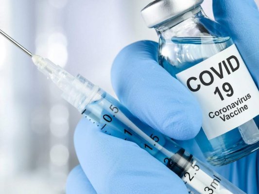 Covid, adesso uno studio rivela: “Ecco quanti sono gli effetti avversi dei vaccini”