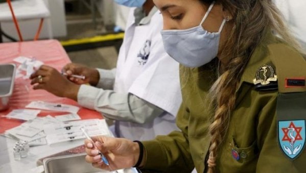 Il mistero di Israele: i vaccini non fermano l’infezione da Sars-Cov-2