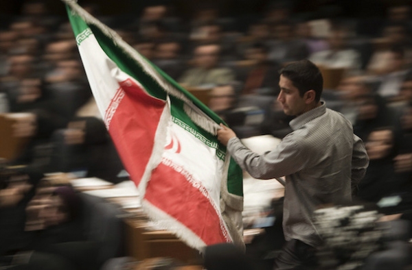 Iran, Rohani vince a mani basse: le ragioni della scelta popolare