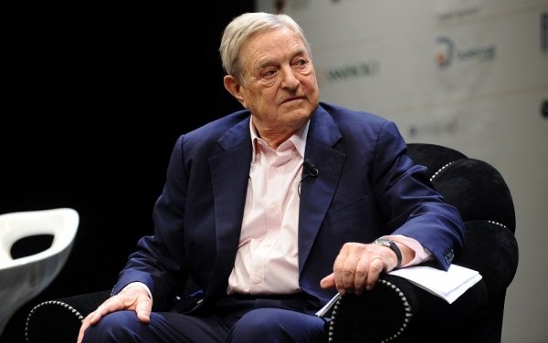 Quegli strani giri di soldi di Soros:  sta preparando un nuovo colpo?