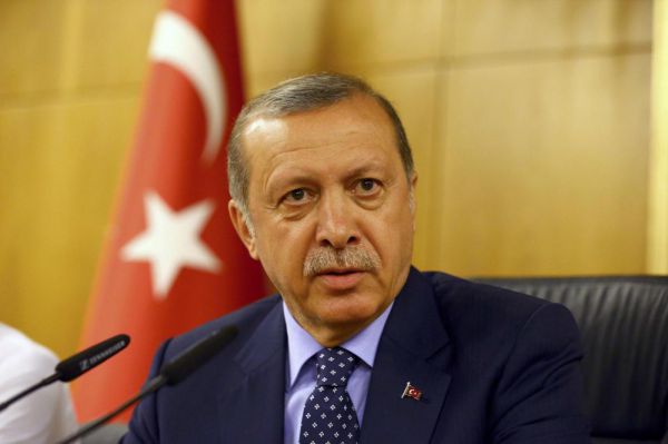 Così la confraternita islamica di Erdogan ha lavorato ai fianchi la laicità turca