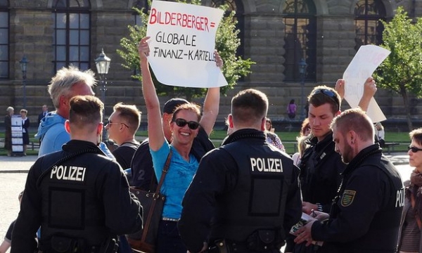Bilderberg a Dresda: conferenza innocente o un palese conflitto d'interessi?