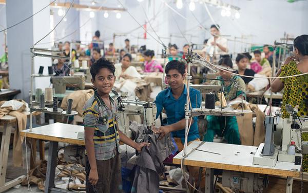 Ancora su Dacca: la globalizzazione non è un pranzo di gala