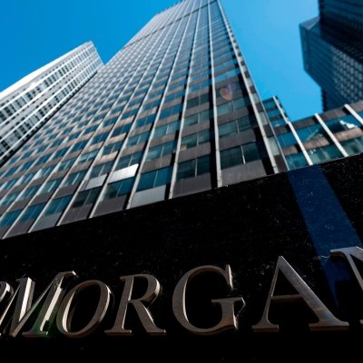 Super multa per la JPMorgan per manipolazione dei mercati (che continua a manipolare)