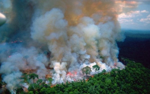 L’emergenza americana diventa legge mondiale.  Da oggi nessuno è più libero rispetto alla legge dell'Impero