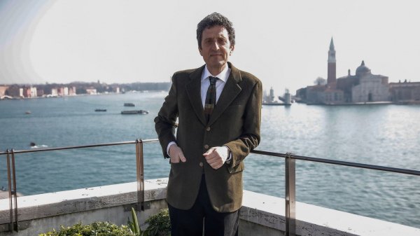 Polemiche contro Buttafuoco, che alla Biennale di Venezia accoglie anche Russia e Israele. La colpa di pensare con la propria testa