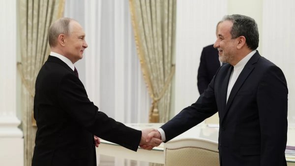 Araghchi in Russia