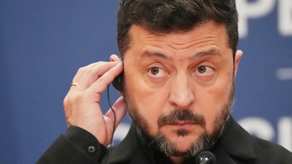 Zelensky, la fine dell&rsquo;incantesimo: l&rsquo;Ucraina stanca gli volta le spalle