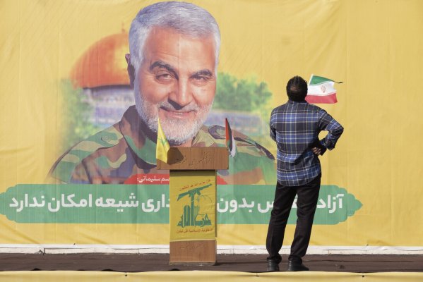 Come fa l'Iran a resistere? Ecco un'altra domanda banale