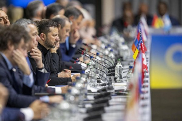 La resa dei tonti