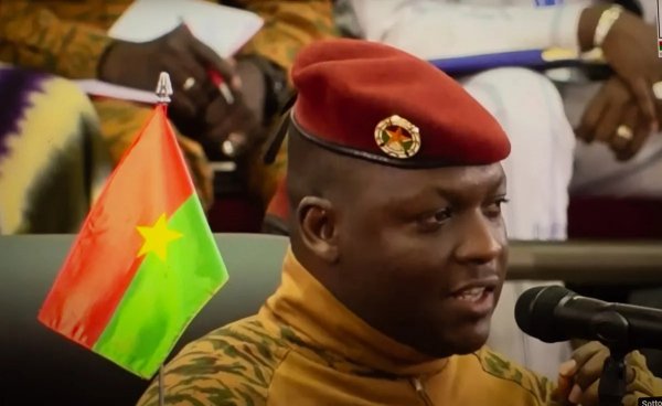 A problemi africani, soluzioni africane: il Burkina Faso di Traor&eacute; detta la linea di una nuova politica africana