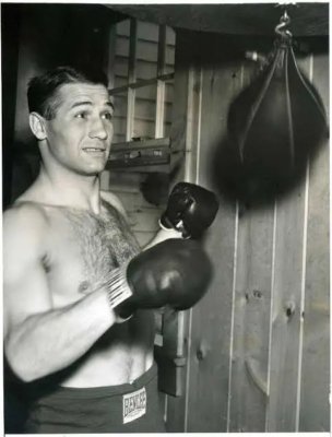 L'Occidente e la sindrome Tiberio Mitri