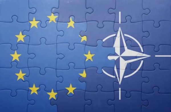 La NATO è la protezione militare della globalizzazione: contro di noi