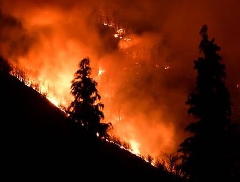 Fumo, fuoco, montagne