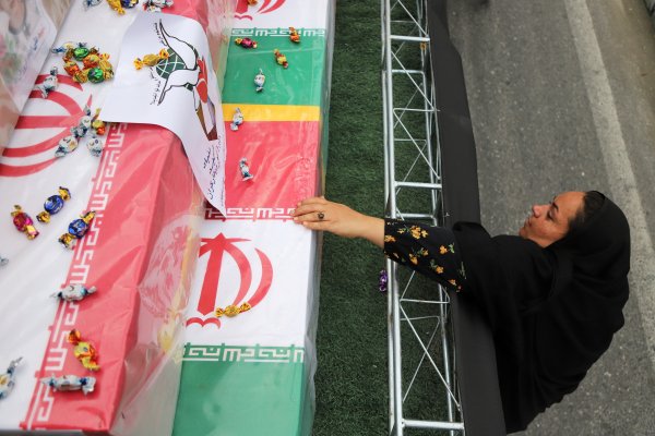 Perch&egrave; l'Iran resiste