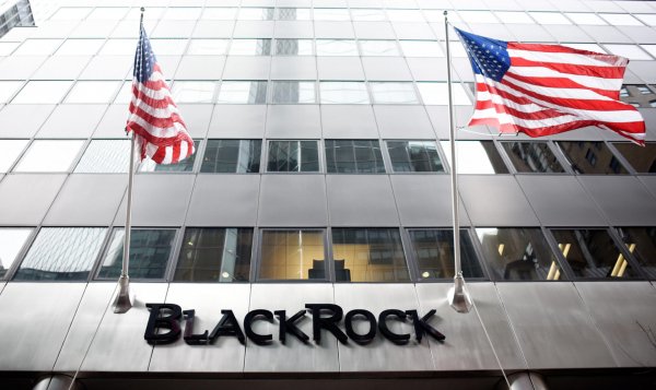 Mediobanca e i tentacoli della piovra finanziaria Usa