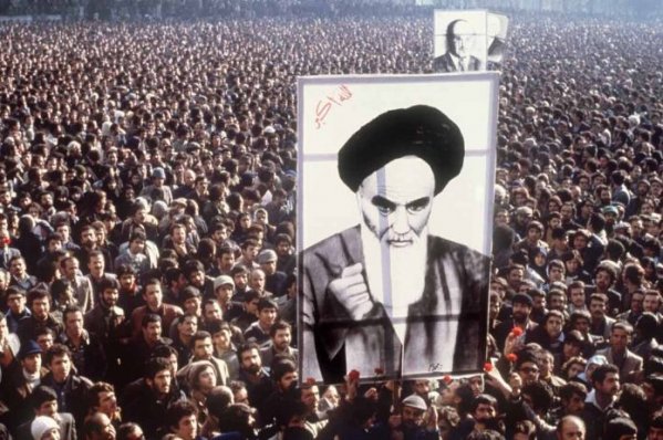 Storia dell&rsquo;Iran nel XX secolo &ndash; Parte III La vittoria della Rivoluzione e la &ldquo;guerra imposta&rdquo;