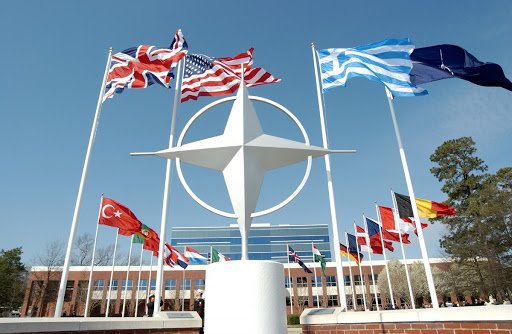 La pericolosa strategia Usa-Nato in Europa