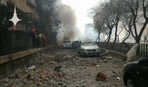 Vanno avanti come sonnanbuli. E voi? Come zombi