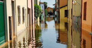 L'alluvione delle lacrime di coccodrillo