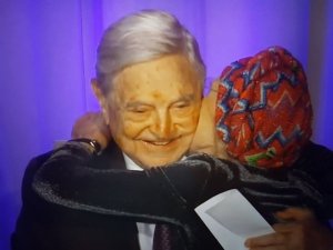 Emma Bonino e George Soros: una lunga luna di miele sulla pelle dei popoli