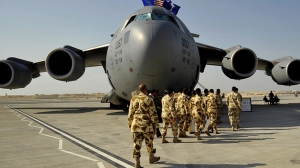Washington ritorna al linguaggio della guerra come ai tempi dell’Iraq (2003)