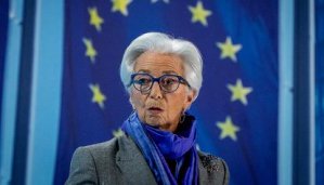 Lagarde: in alto i tassi... E la recessione in Europa avanza