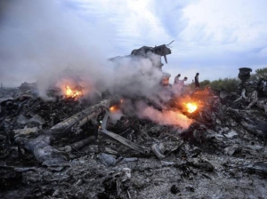 Aereo malese, per gli occidentali la colpa è della Russia. Ecco perché i conti non tornano