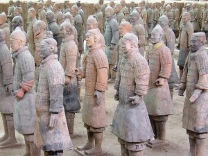“Autoritarismo pragmatico” della Cina e “Democrazia illiberale” della Russia e “la Fine della Storia”