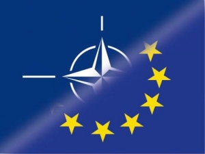 La risoluzione Ue contro la Russia? Una buffonata voluta dalla Nato