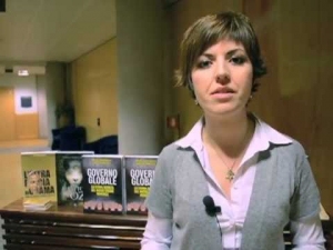 Nel silenzio si va verso mondo nuovo di Huxley: non esisterà più famiglia e saremo tutti precari