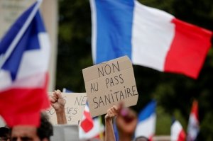 La salute vale la fine della libertà? La resistenza dei filosofi francesi all’emergenza sanitaria infinita