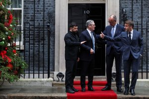 Chi è causa del suo mal