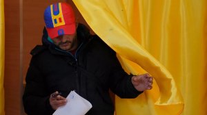 Come si foggia una democrazia: le elezioni manipolate in Romania