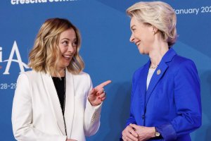 Una chiara volontà di distruggere l'Europa e di farne davvero una colonia